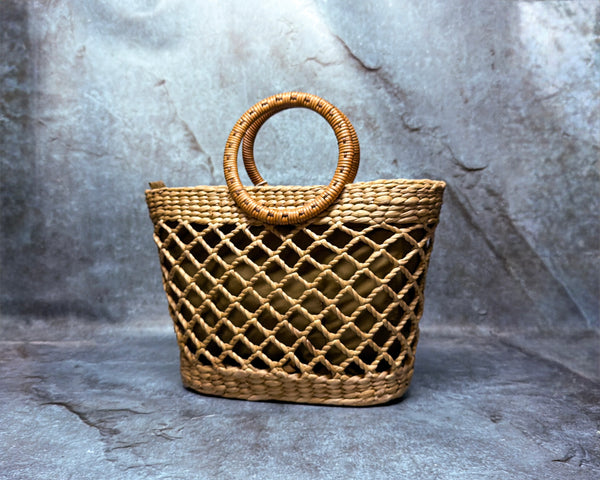 bag (mesh with wooden handle)