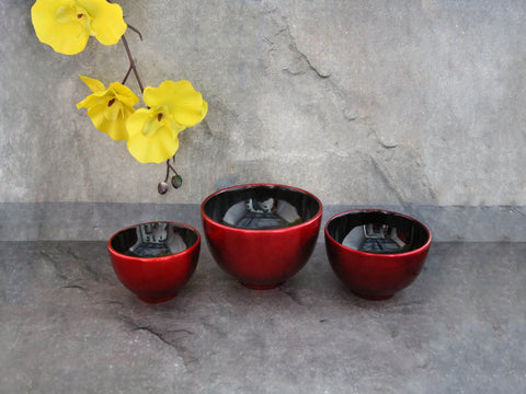 Bowl Red,blk inside set of 3