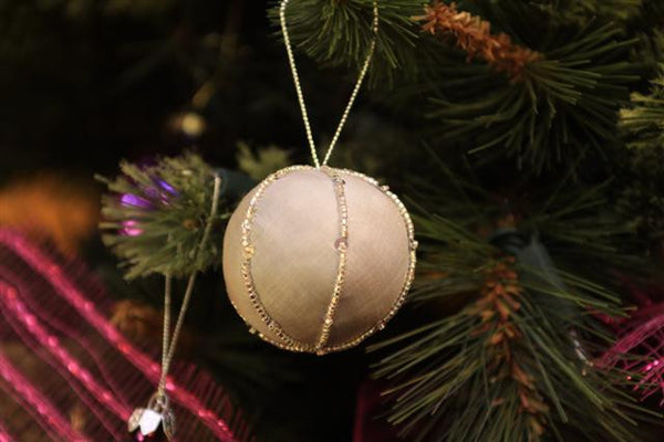 Ornament - Silver/White Ball