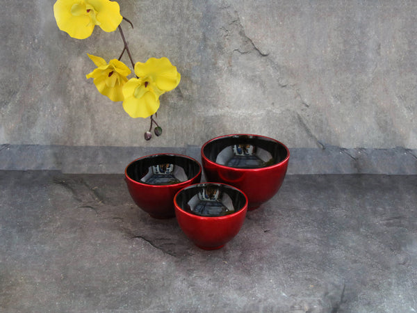 Bowl Red,blk inside set of 3