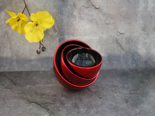 Bowl Red,blk inside set of 3