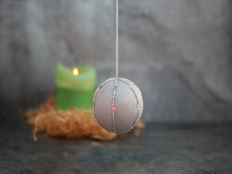 Ornament - Silver/White Ball