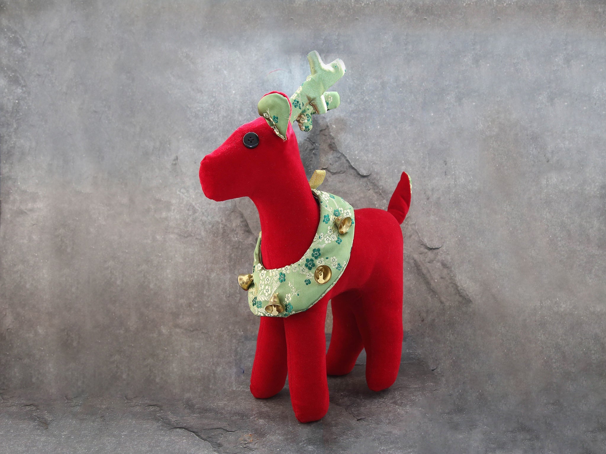 Reindeer-Red (L)